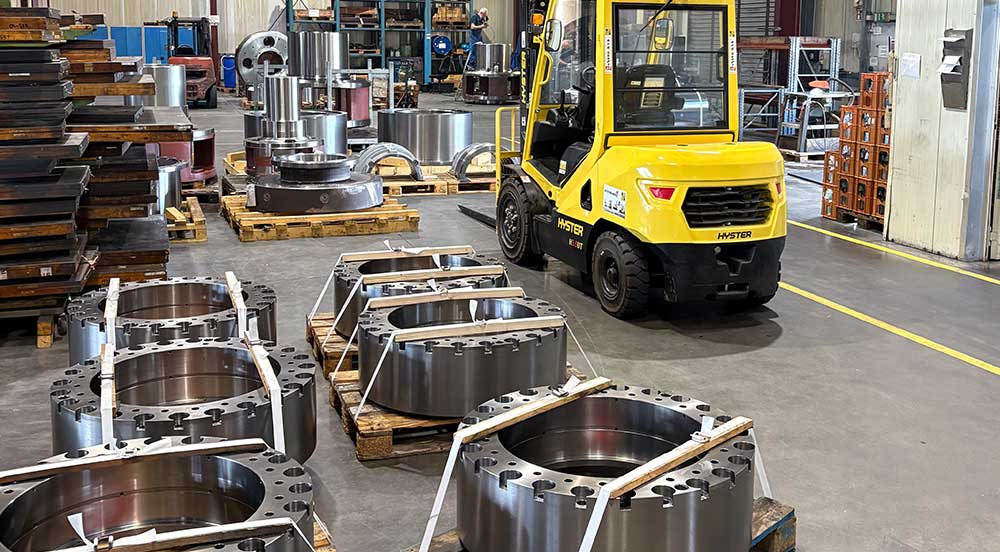 Fertigung gro&szlig;er CNC-Bauteile in Kleinserie bei CIV Pr&auml;zisionstechnik in Burg